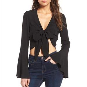 4si3nna tie front bell sleeve top